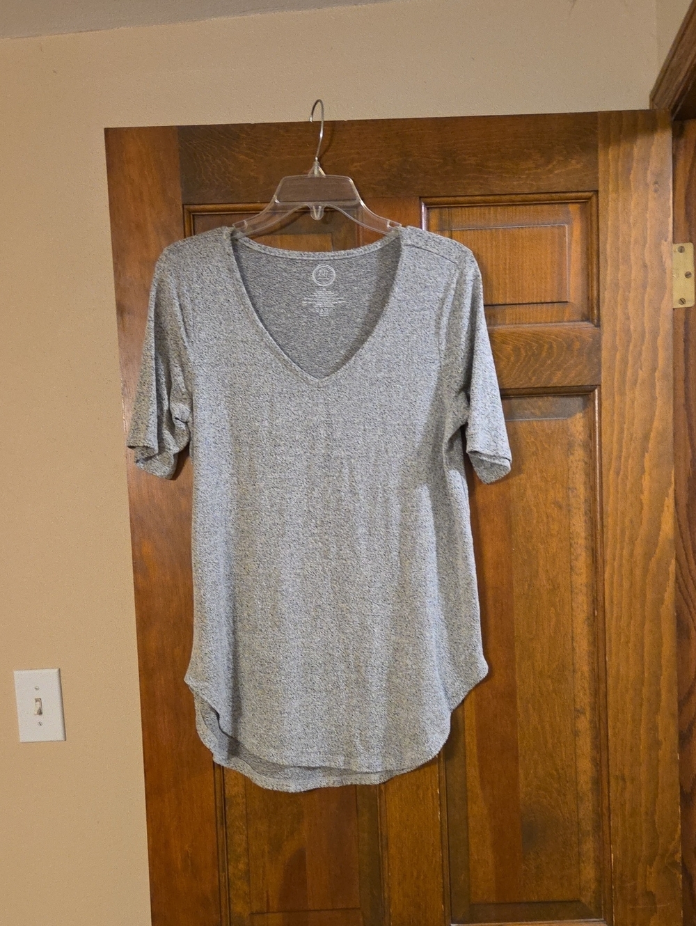 Maurices 24/7 Heather Gray V-Neck Short Sleeve Tunic